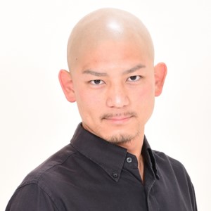 加賀屋 隆介