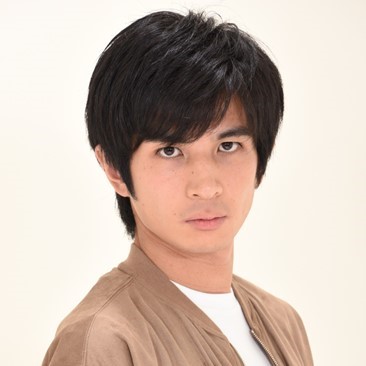 秋山 健史