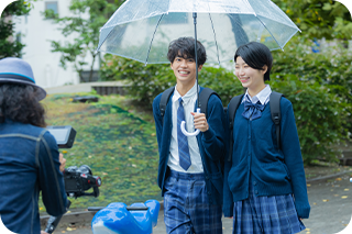 高校生から俳優になるにはどうすれば良いか